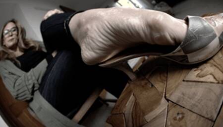 ASMR Shoeplay Of LaCreme