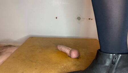 Worship my boots and cum for me!