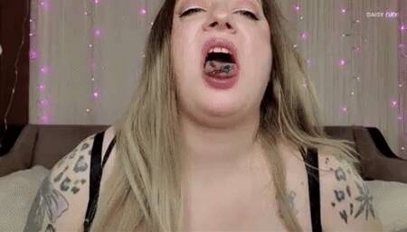 Pussy Smothered by Vore BBW Giantess MOV