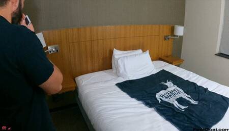 Precious Digits returns after 5 years for an epic performance in this epic Size 11 Wide footjob and handjob with foot fucking and a big load cum on soles!