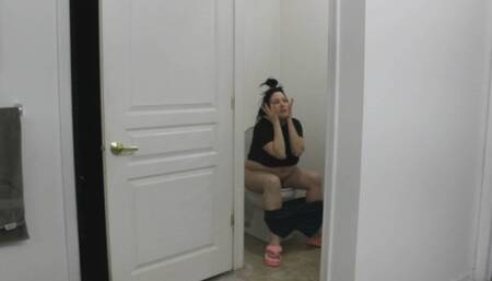 SEPHORA MAKEUP CHAT WHILE PEEING W BONUS FARTING IN YOUR FACE