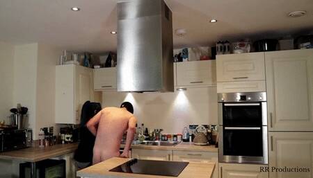 Kitchen Pegging (HD 720P)