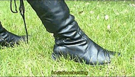 Miss Laurie extreme outdoor destruction (EXTREME VIDEO)