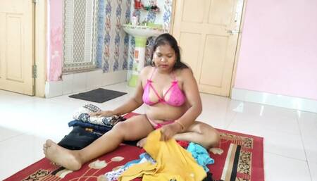 Indian Housewife Sexy Show 2