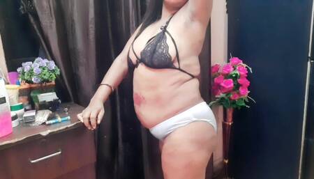 Indian Housewife Sexy Show 5