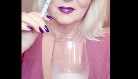 Alphacum with ash, spit and cork filter for the Beta Loser - Drink it smoke slave