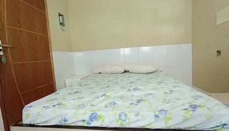 Farting Orange Outfit - Clip1