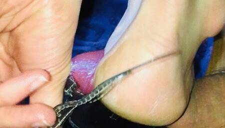 Platform cock crushing