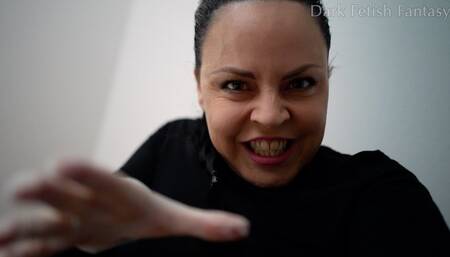 Serial Chokeress -720mp4