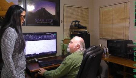 Jazmine Wants a Raise HD WMV