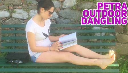 Petra outdoor dangling - FULL HD