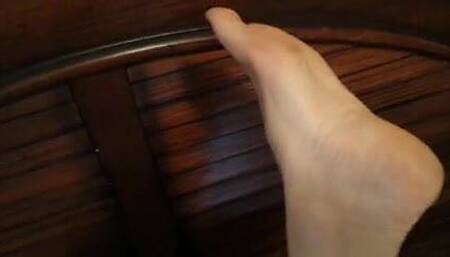 Sexy Feet Causes Creampie