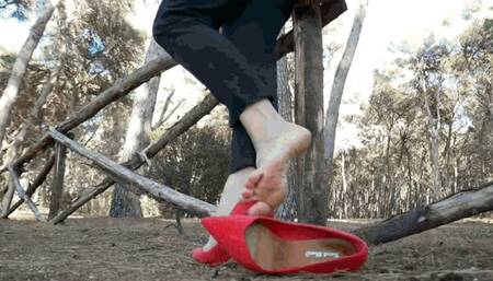 A walk in the park MP4 (1920x1080) FHD