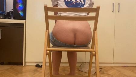 Buttcrack farting on chair