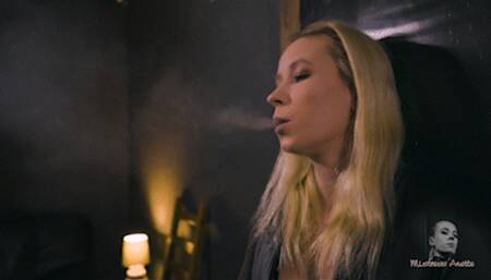 Curling smoke FHD MP4