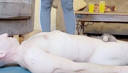 Weekly Step Aerobics - 10 min Barefoot with bonus footjob and worship