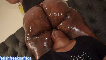 Thick Thighs Swallows Monsoline's Face MP4