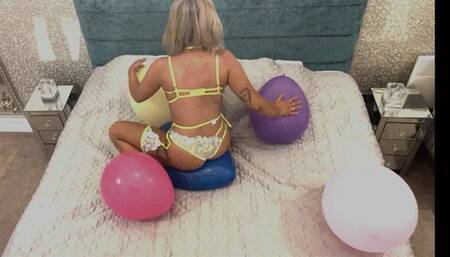 RR020: Balloon Bed Bounce **4K**