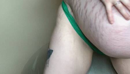 MastersLBS 29 weeks pregnant ball bouncing