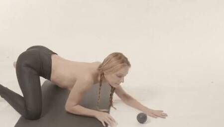 Kitty Pee Pee Training - mp4 720p