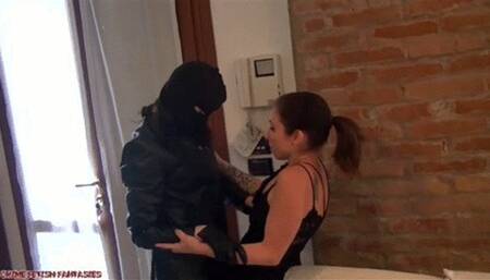 A LESBIAN LEATHER DAY (MP4 episode 1 part 1)