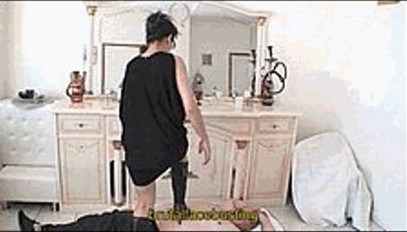 Mistress Rabia savage face punishement (ULTRA BRUTAL VIDEO)