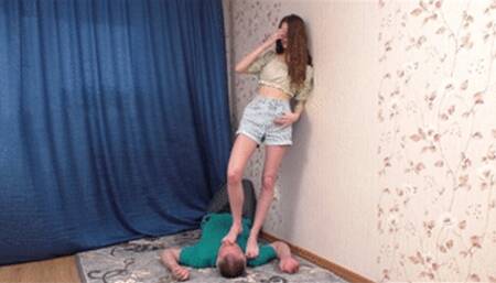 Man is fascinated by tender legs of horny young goddess, vf2465h 720p