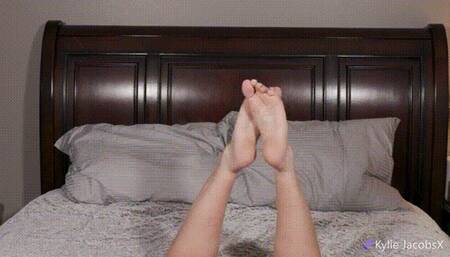 Barefoot Footplay Relaxing With Feet Up in Air - Kylie Jacobsx - MP4 1080p HD