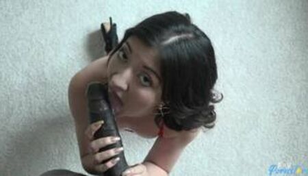 Coralee Summers Looses IR Viginity on Camera