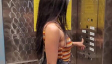 Asian Babe Fucks Lucky Guy in Public Parking Garage - Jada Kai