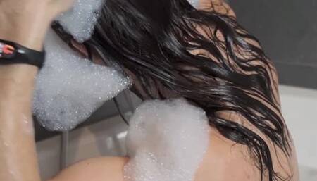 FOAMY BATH, sexy wet muscular body