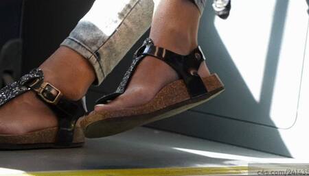 Brinkestock sandals foot fetish, candid woman nice arched feet