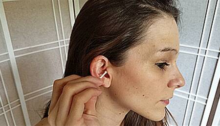 Deep Cleaning My Perfectly Freckled Ears (4K - UHD 2160p MP4)