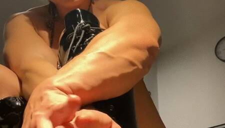 Glass dinner table lifting