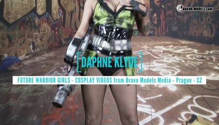 389 Daphne Klyde Warrior latex brunette hot girl