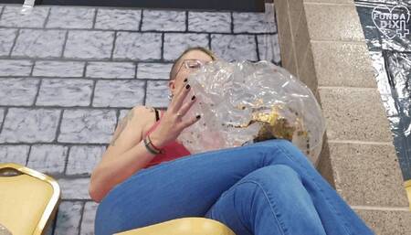 Sneaky Beach Ball Blow Up [WMV - 1080p]