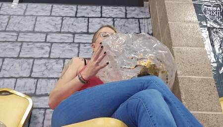 Sneaky Beach Ball Blow Up [MP4 - 1080p]