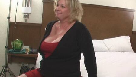 Mature Faith Morgan Says Come On In Towel Boy! TABOO! (1st half wmv)