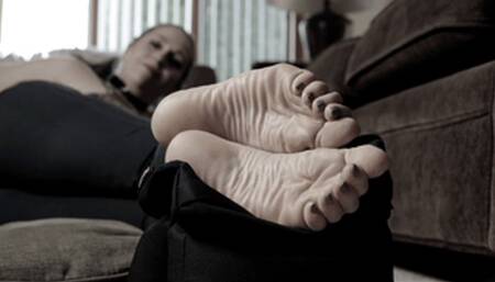 Get Ready To Jerk Off - Emma [Full Movie]