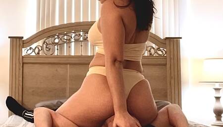 Pillow fight wrestling challenge