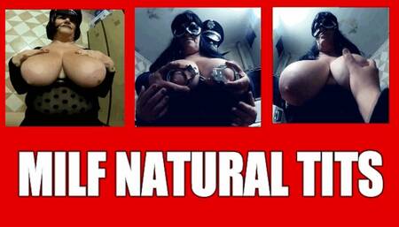 MILF NATURAL TITS