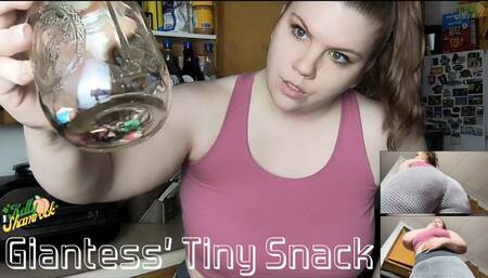Giantess' Tiny Snack