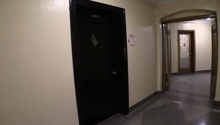 Vampire Eve Drains Damsel Velvets