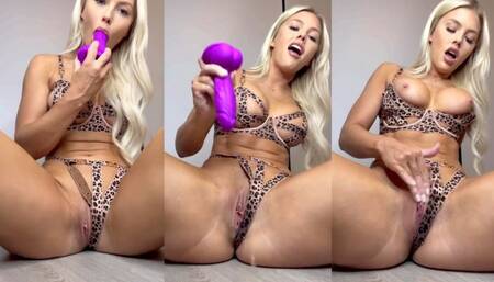 ScarlettKissesXO Fingering Dildo Squirt Video Leaked