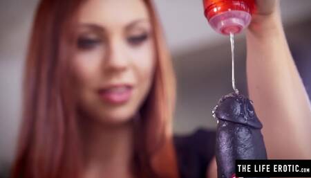 Aristocratic Ornella Morgan at vibrator movie