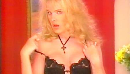 Page 3 Eve Vorley Strips Nude. Nice Real Blonde Hairy Pussy