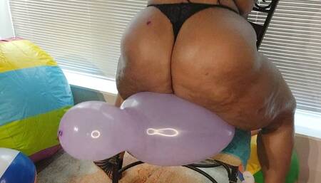 Epic BBW Sit To Pop!