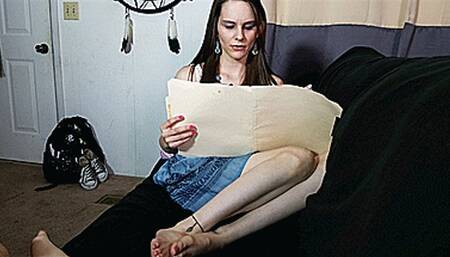 Let Me Cheat And You Get My Feet! (4K - UHD 2160p MP4)