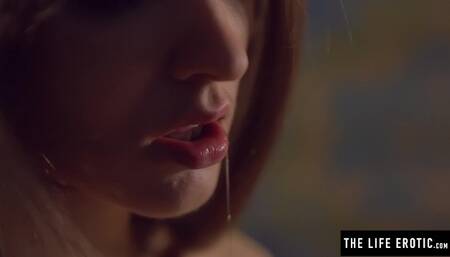 Insatiable Emily J's pillow fuck video