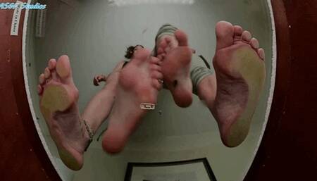 Strawberry and Mum SQUASH you!! Part 2 - MP4